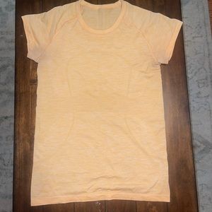 COPY - Lululemon Swiftly Tech